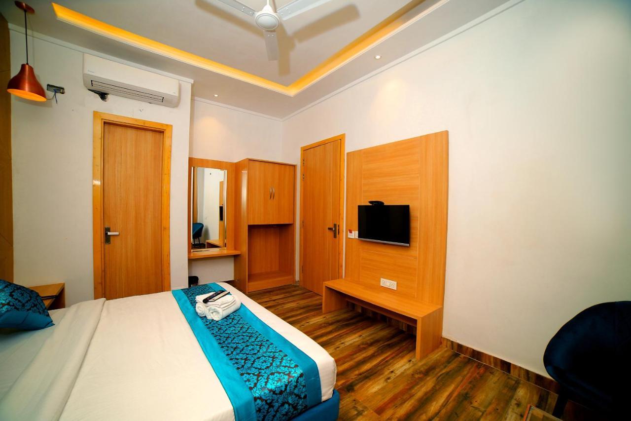 Hotel Diamond View Αμριτσάρ Εξωτερικό φωτογραφία