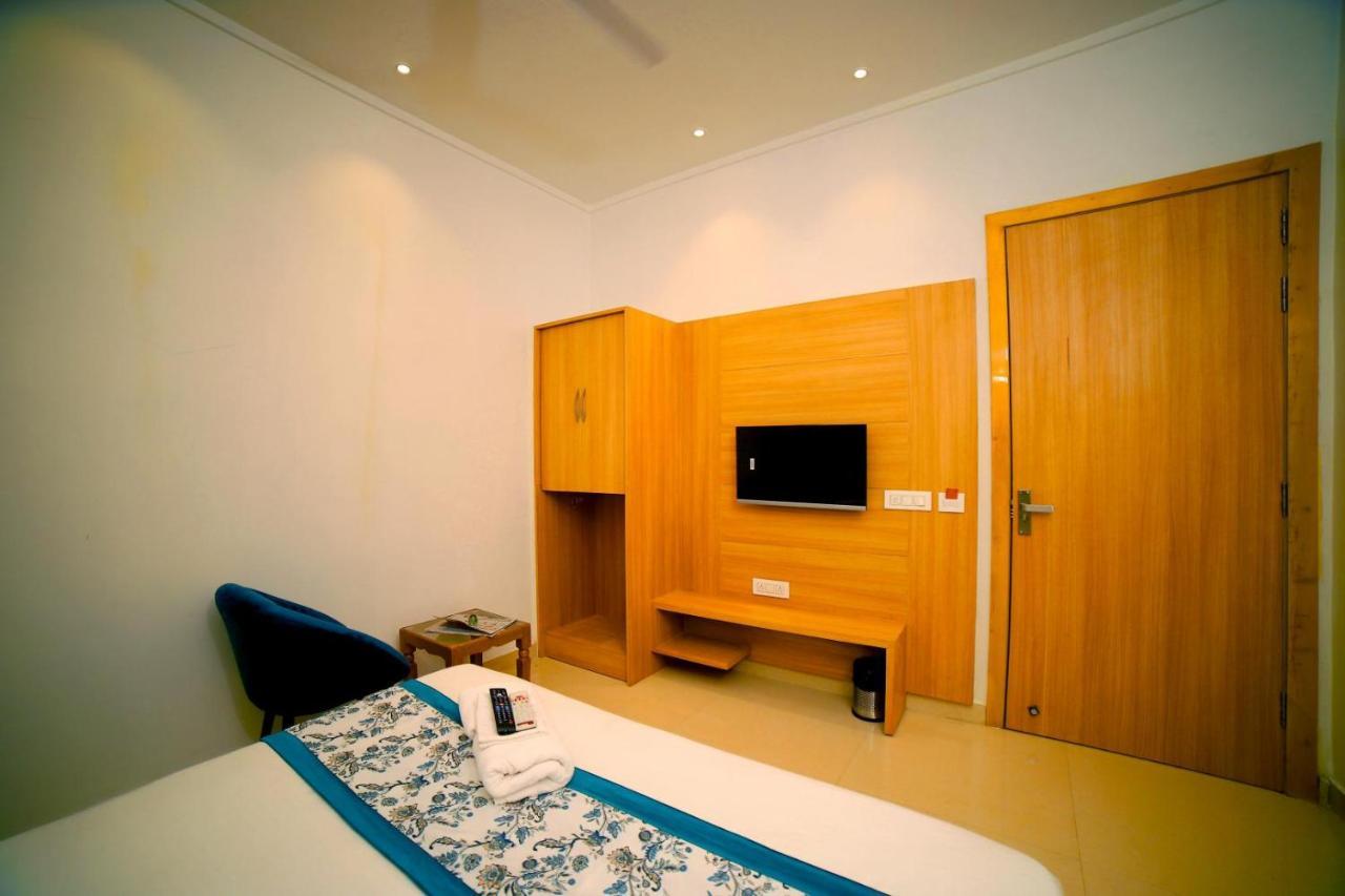Hotel Diamond View Αμριτσάρ Εξωτερικό φωτογραφία